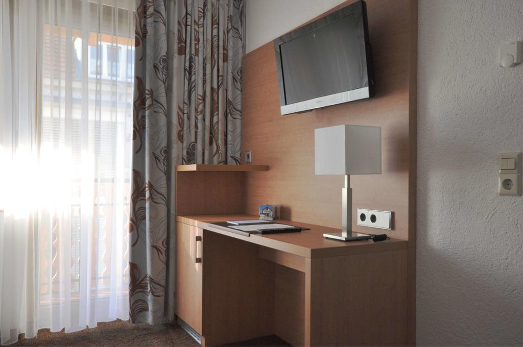 Hotel-Pension-Jasmin Rheinfelden  Esterno foto