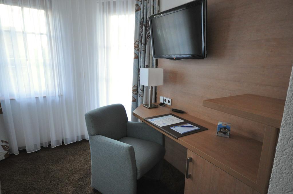 Hotel-Pension-Jasmin Rheinfelden  Esterno foto