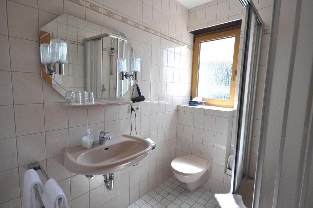 Hotel-Pension-Jasmin Rheinfelden  Esterno foto